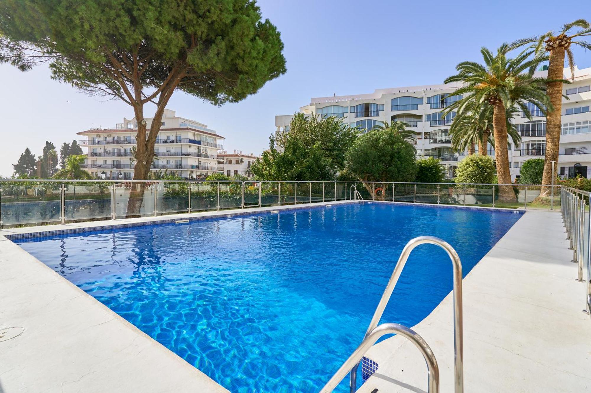 Spectacular Sea Views, 2 Bed,2 Bath Apartment Nerja Luaran gambar