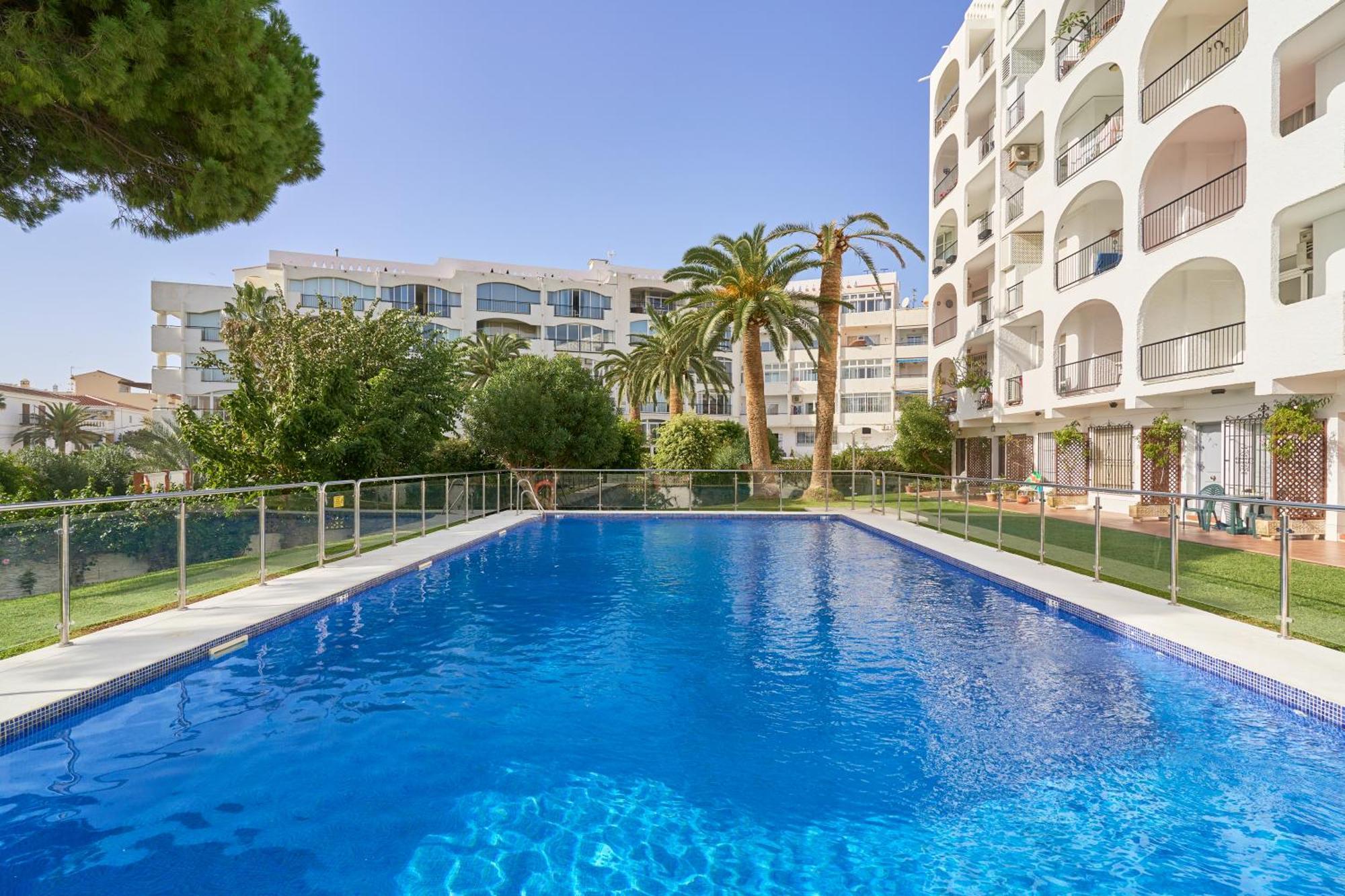 Spectacular Sea Views, 2 Bed,2 Bath Apartment Nerja Luaran gambar